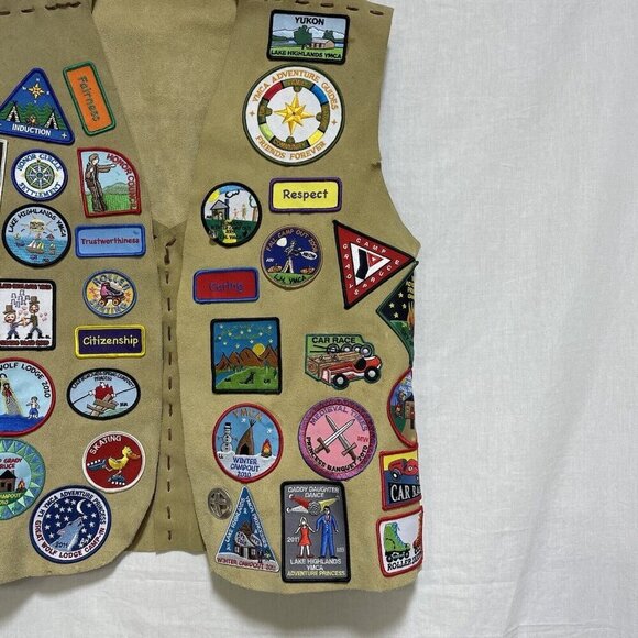 YMCA Indian Guides Adult Leather Vest Patches 2008-2012 Patches Badges Suede - Picture 2 of 7